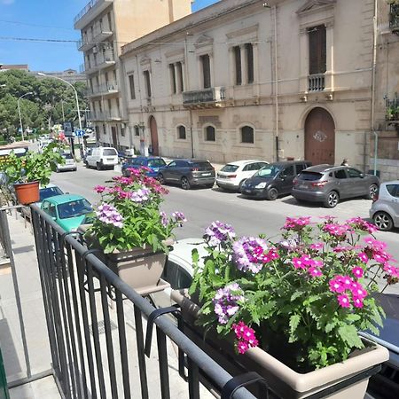 Casa Assisi Appartement Palermo Buitenkant foto