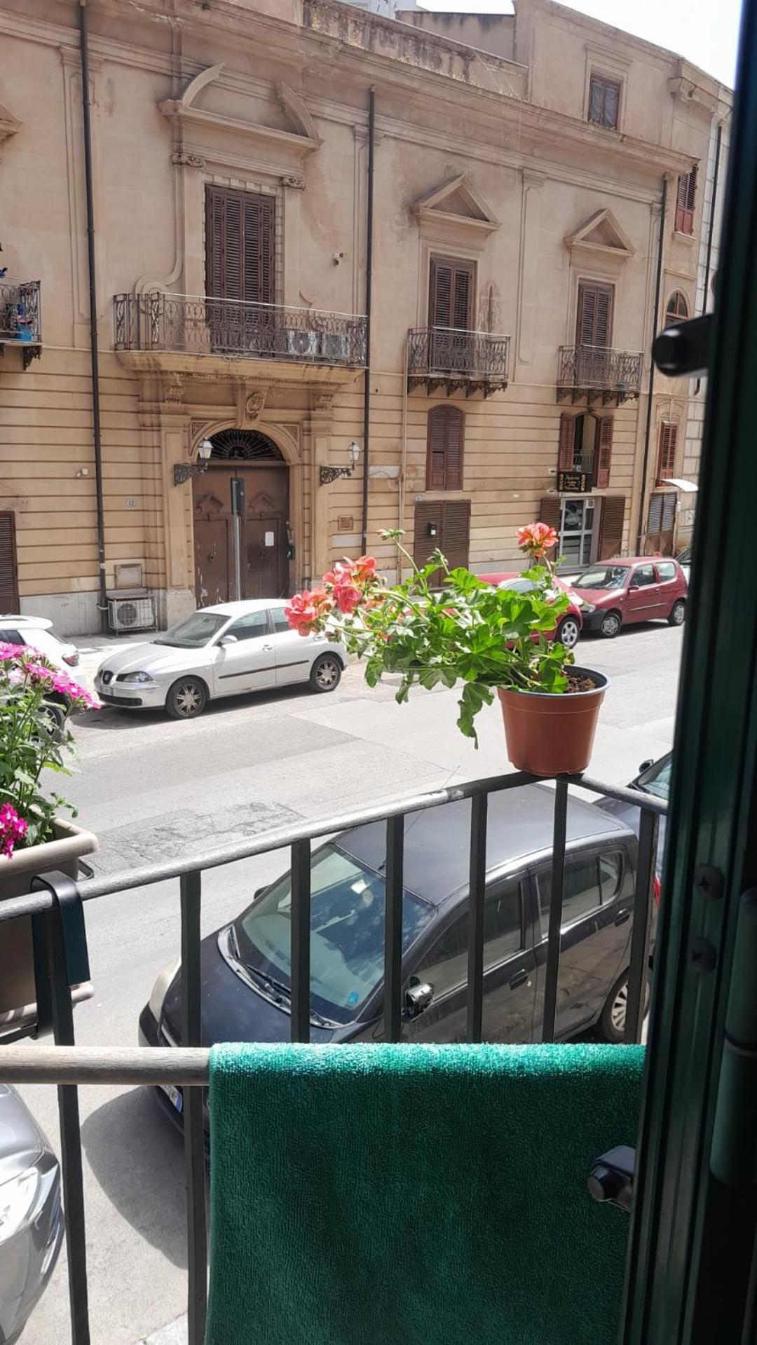 Casa Assisi Appartement Palermo Buitenkant foto